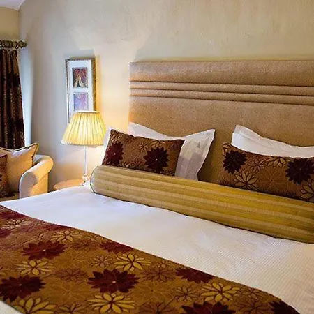 Porch Cottage, A Luxurious Characterful Within Walking Distance Of Town Centre Vakantiehuis