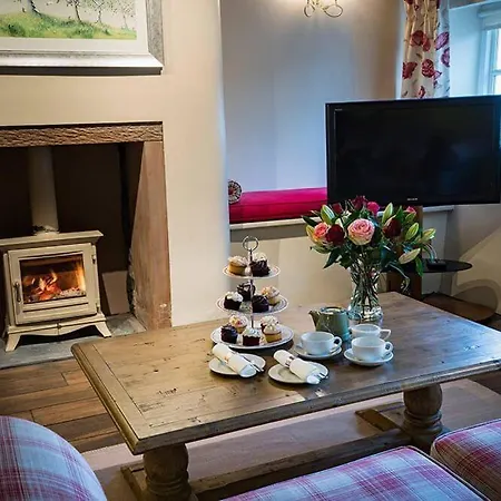 Vakantiehuis Porch Cottage, A Luxurious Characterful Within Walking Distance Of Town Centre *