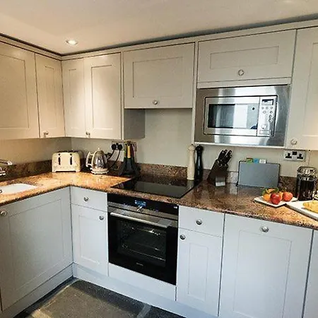 Porch Cottage, A Luxurious Characterful Within Walking Distance Of Town Centre * Keswick (Cumbria)