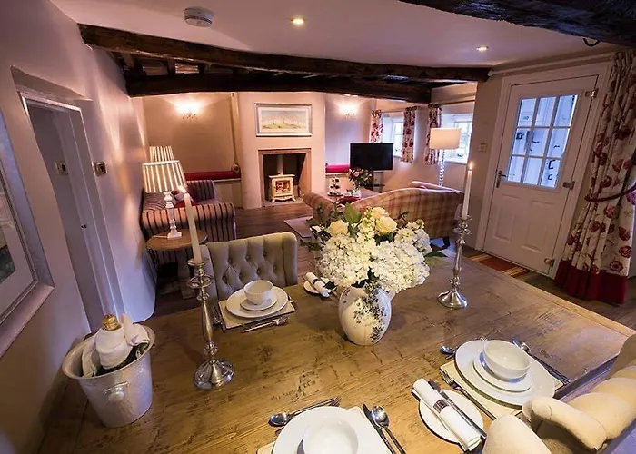 Porch Cottage, A Luxurious Characterful Within Walking Distance Of Town Centre كيسويك