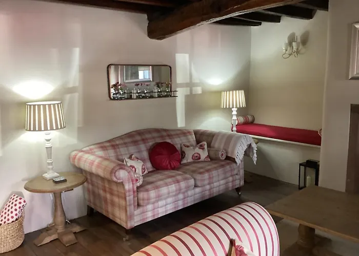 بيت للعطل Porch Cottage, A Luxurious Characterful Within Walking Distance Of Town Centre *